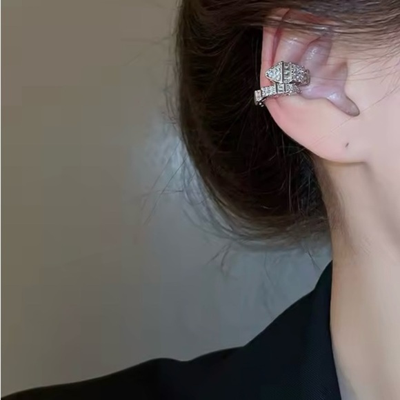 Luxury Serpenti Snake Bone CZ Ear Cuff - Right Ear - Picture 3 of 8